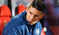 Un coach suspendu pour avoir donné un coup de pied à James Rodríguez