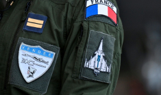 Un pilote de l'armée de l'air française, le 28 avril 2026 à la base 115 - Orange, dans le sud-est de la France ( AFP / Sylvain THOMAS )