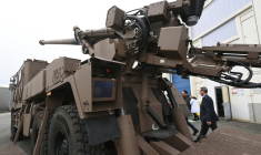 Un camion Caesar canon à l'usine KNDS de Bourges, le 21 mars 2025 ( AFP / JEAN-FRANCOIS MONIER )
