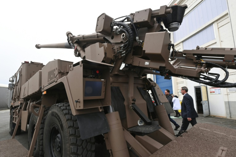 Un camion Caesar canon à l'usine KNDS de Bourges, le 21 mars 2025 ( AFP / JEAN-FRANCOIS MONIER )