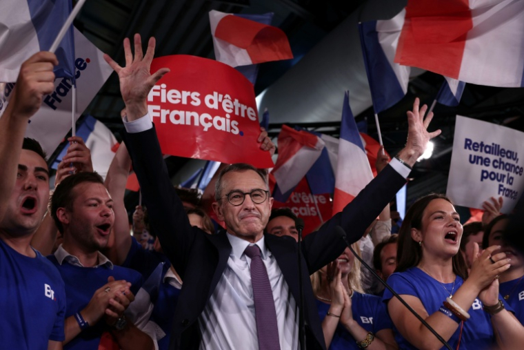 Le président de LR et candidat à la présidentielle, Bruno Retailleau, à l'issue de son meeting de lancement de campagne au Parc Floral de Paris, le 20 juin 2026 ( AFP / Guillaume BAPTISTE )