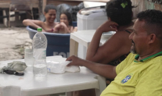 En marge de la COP30, une favela de Belém étouffe