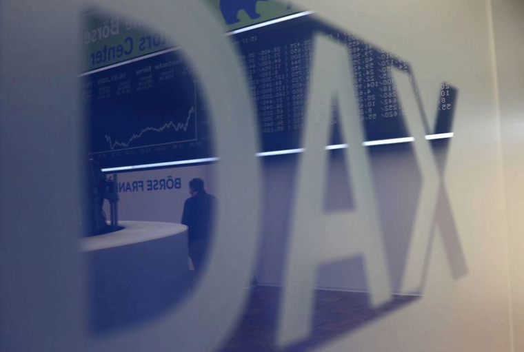LES BOURSES EUROPÉENNES TERMINENT EN HAUSSE
