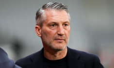 Olivier Létang en rogne contre l'arbitre après Lille-Dortmund