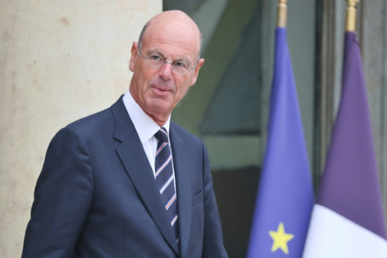Le ministre démissionnaire de l'Economie Eric Lombard à la sortie de l'Elysée, le 3 septembre 2025 à Paris ( AFP / Ludovic MARIN )