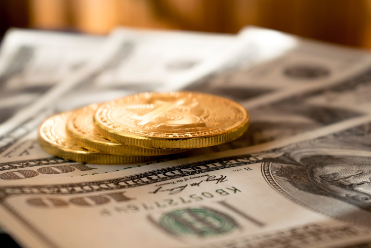 Les investisseurs doivent commencer à s'intéresser aux nouvelles opportunités offertes par les technologies blokchain pour diversifier et sécuriser leurs actifs. (crédit photo : Dmitry Demidko / Unsplash)