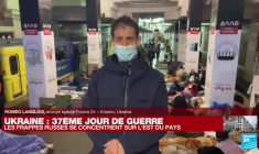France 24 en Ukraine : avec les civils réfugiés dans le métro de Kharkiv