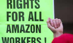 BIDEN SALUE LE VOTE D'EMPLOYÉS D'AMAZON EN FAVEUR D'UN SYNDICAT