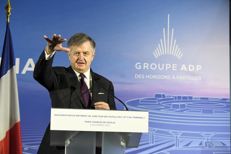 Augustin de Romanet, PDG du groupe ADP, le 3 décembre 2022 à Paris. ( AFP / ERIC PIERMONT )