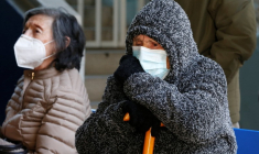 CORONAVIRUS : LA PROTECTION VACCINALE S'ESTOMPE AVANT SIX MOIS, SELON UNE ÉTUDE BRITANNIQUE