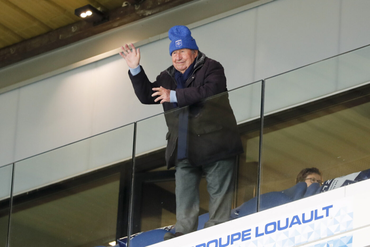Guy Roux et l’AJA accueillis comme des rois en Chine