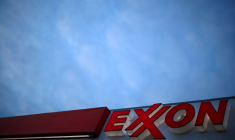 LE 2E TRIMESTRE D'EXXON PÉNALISÉ PAR LES PRIX DU GAZ, LE RAFFINAGE ET LA CHIMIE