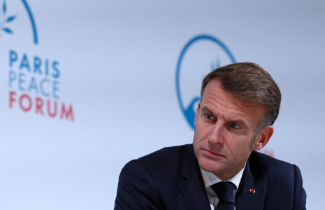 Emmanuel Macron, au Forum de la Paix de Paris, le 29 octobre 2025 ( POOL / GONZALO FUENTES )