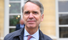 Hubert Mongon à Paris le 21 novembre 2022. ( AFP / BERTRAND GUAY )