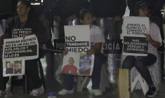 Venezuela: des proches de prisonniers politiques manifestent devant un centre de détention à Caracas