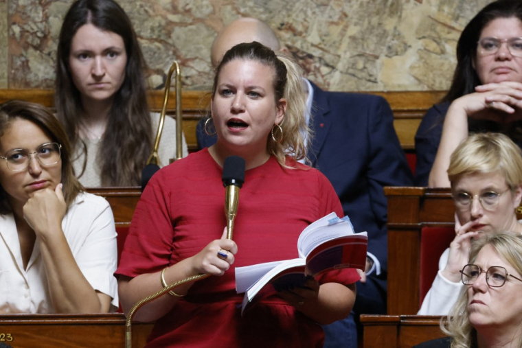 Mathilde Panot à Paris, le 8 juin 2023. ( AFP / LUDOVIC MARIN )
