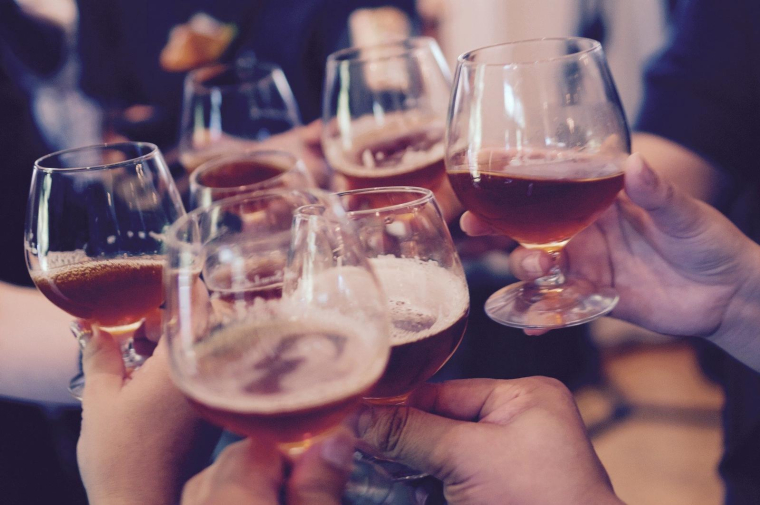 La bière sans alcool séduit de nombreux Français. (illustration) (Free-Photos / Pixabay)