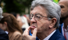 Jean-Luc Mélenchon le 27 mai 2025, à Paris ( AFP / Leo VIGNAL )