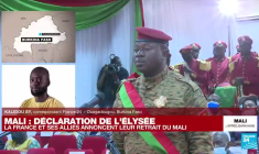 Retrait de l'armée française du Mali : quelles réactions chez le voisin burkinabè ?