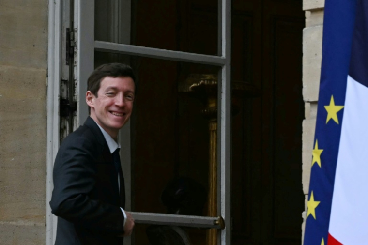 Le ministre de l'Éducation Édouard Geffray arrive à l'hôtel Matignon, le 1er avril 2026 à Paris ( AFP / Anna KURTH )