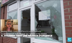 Royaume-Uni: réunion de crise à Downing Street après un week-end d'émeutes