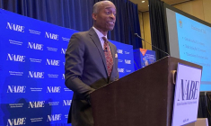 Photo du vice-président de la Réserve fédérale, Philip Jefferson