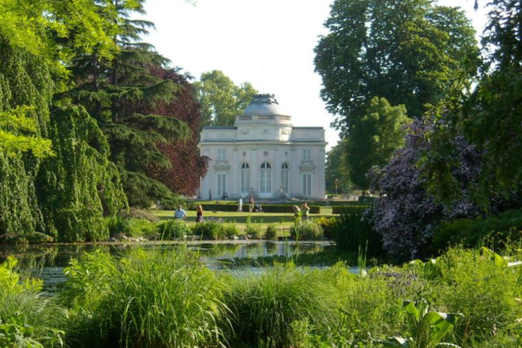 Coup de projecteur sur 5 jardins remarquables d'Ile-de-France. Crédit photo : Wikipédia