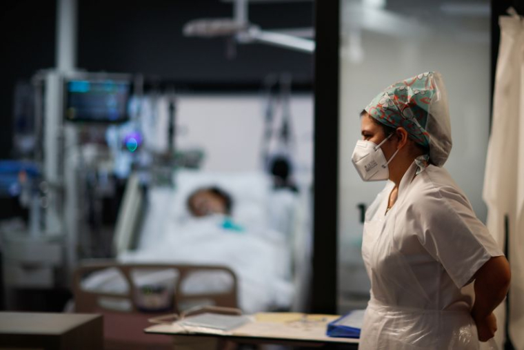 CORONAVIRUS: LA FRANCE A FRANCHI LE CAP DES DEUX MILLIONS DE CAS CONFIRMÉS