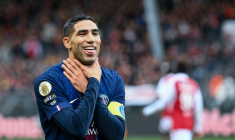 Achraf Akimi, auteur d'un doublé pour le PSG à Brest, le 25 octobre 2025 ( AFP / JEAN-FRANCOIS MONIER )