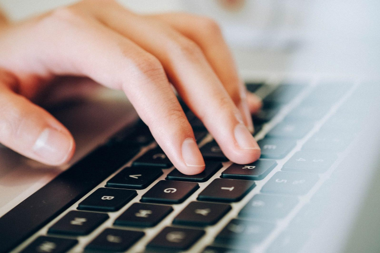 La Caf alerte sur de fausses informations circulant sur Internet au sujet du versement de primes inédites (illustration). (Pixabay / fancycrave1)