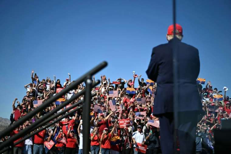 Meeting de Donald Trump à Bullhead City, en Arizona, le 14 octobre 2026 aux États-Unis ( AFP / Kent NISHIMURA )