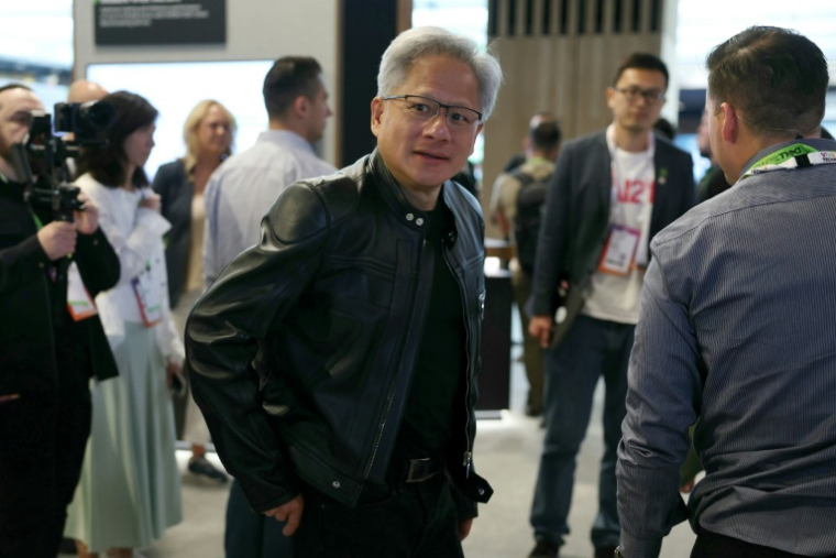 Le patron des semi-conducteurs Nvidia, Jensen Huang, le 12 juin 2025 à Paris ( AFP / Thomas SAMSON )