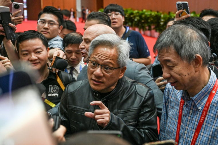 Le patron des semi-conducteurs Nvidia, Jensen Huang, le 17 juillet 2025 à Pékin ( AFP / Jade GAO )