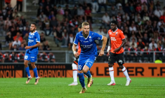Troyes et Angers s'imposent à l'extérieur