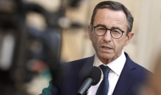 Bruno Retailleau, le 27 juin 2023, à Nanterre ( AFP / GEOFFROY VAN DER HASSELT )