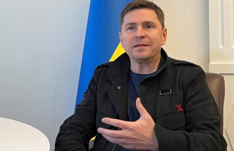 Mykhailo Podolyak lors d'une interview avec Reuters, à Kyiv