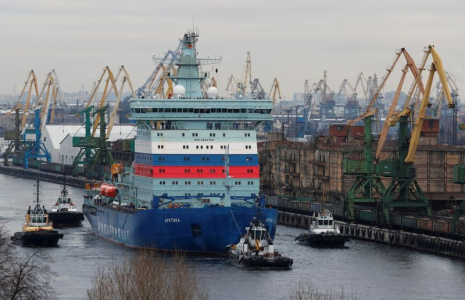 LA RUSSIE VANTE LA VOIE MARITIME DE L'ARCTIQUE APRÈS LE BLOCAGE DU CANAL DE SUEZ