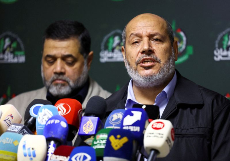 Khalil Al-Hayya et Osama Hamdan, responsables du Hamas, tiennent une conférence de presse à Beyrouth