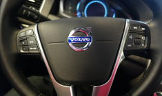 Le modèle le moins cher de la gamme EX90 est commercialisé à 89 500 euros. (illustration) (Jabra / Pixabay)