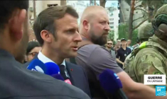 Ukraine : Zelensky accueille Macron à Kiev