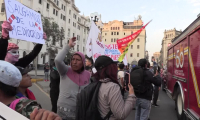 Pérou: les manifestations antigouvernementales continuent dans les rues de Lima