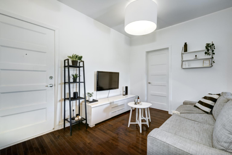 La location meublée est une option à envisager quand on est étudiant. crédit photo : Anatoli Igolkin/Shutterstock / Anatoli Igolkin