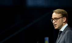 WEIDMANN (BCE) N'EXCLUT PAS DES CORRECTIONS BOURSIÈRES