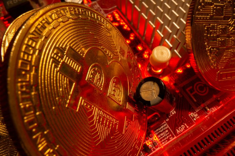 LE BITCOIN POURSUIT SA CHUTE