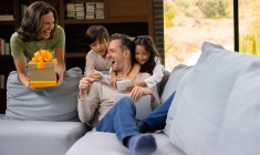 Des idées originales pour célébrer la fête des Pères pour tous les budgets. ( crédit photo : Getty Images )