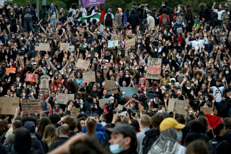 Manifestation de lycéens à Marseille, le 8 octobre 2026 ( AFP / Miguel MEDINA )