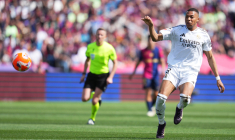 Kylian Mbappé est-il devenu un joueur romantique ?