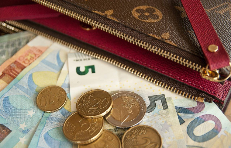 Taxe des très riches, le nombre de foyers visé est nettement réduit - jackmac34-pixabay.jpg