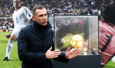 Andriy Shevchenko salue le travail de Paulo Fonseca à Milan