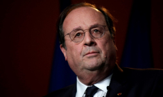 "Il n'y a pas de bon moment pour une réforme des retraites, mais il y en a de mauvais", estime François Hollande, lundi 16 javier sur France Inter.  ( AFP / PASCAL LACHENAUD )